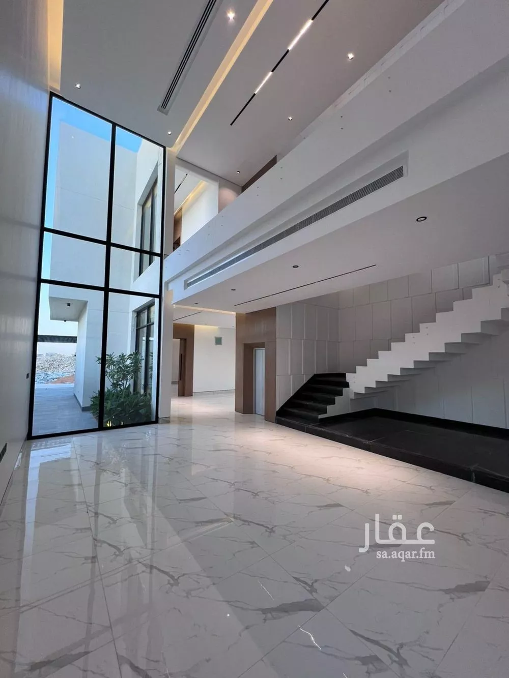 فيلا 5 غرف في النرجس 3