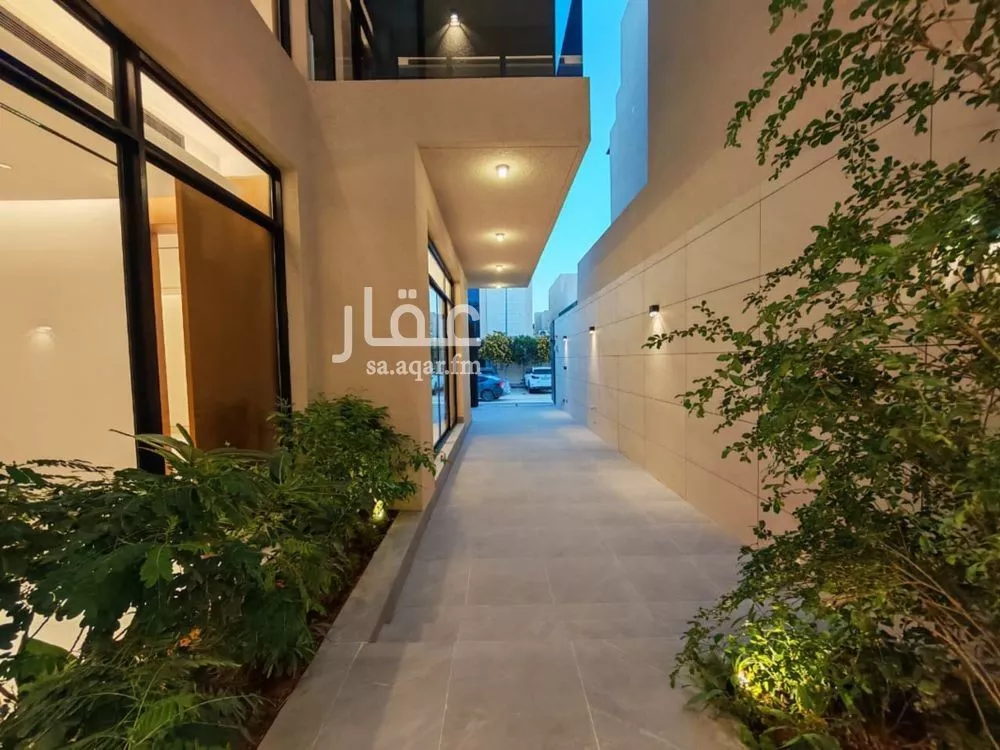 فيلا 6 غرف في النرجس 4