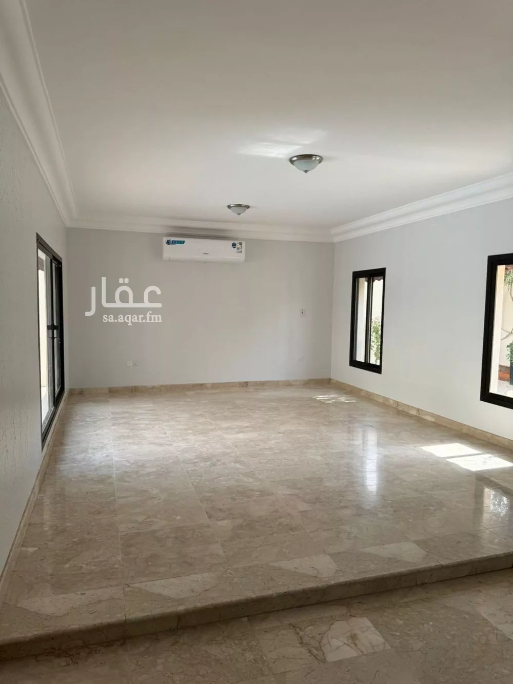 فيلا 5 غرف في العليا 4