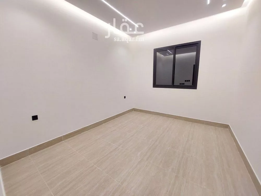 4 bedroom villa in Tuwaiq, Riyadh 9