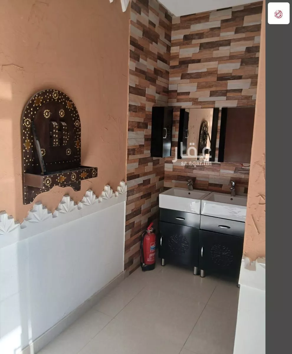4 bedroom villa in Laban, Riyadh 9
