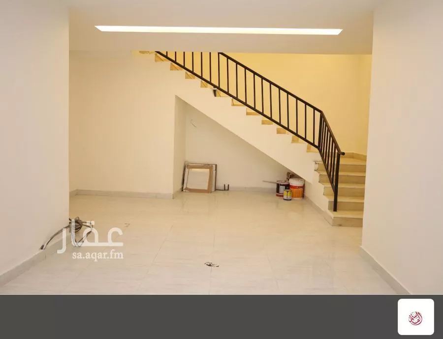 137 sqm building in Al Shamisy 4