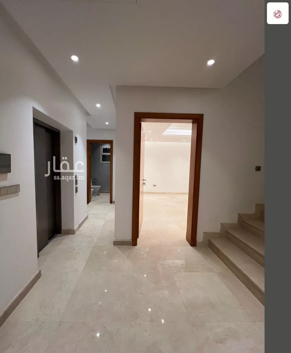 5 bedroom villa in Al Muhammadiyah, Riyadh 7