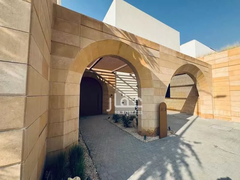 فيلا 4 غرف في حطين 2