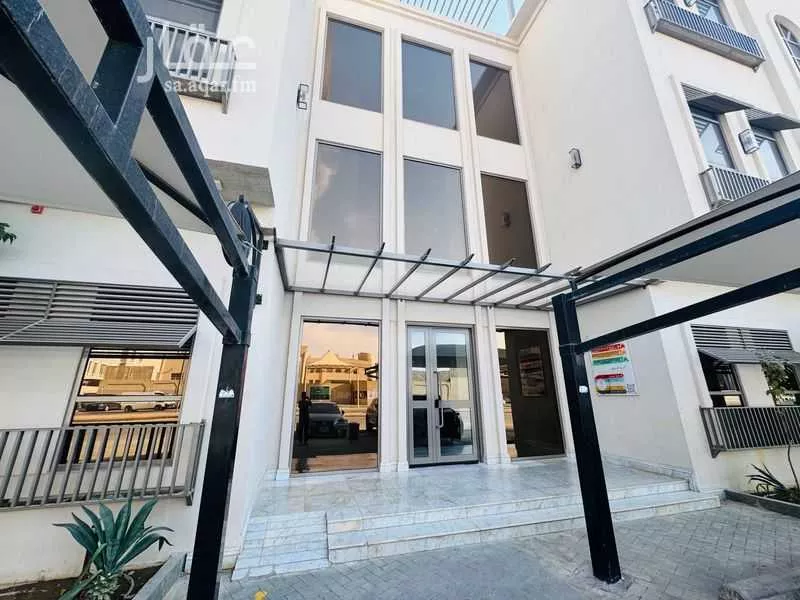 4 bedroom apartment in Al Yasmin, Riyadh 15