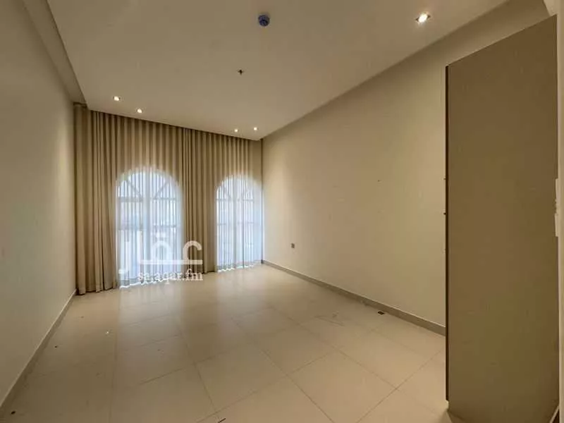 4 bedroom apartment in Al Yasmin, Riyadh 5