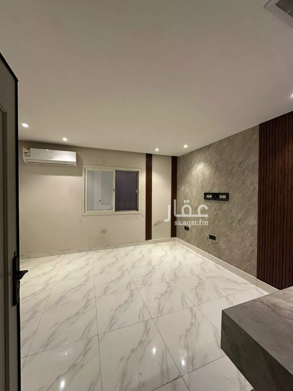 شقة 1 غرف في المغرزات 4