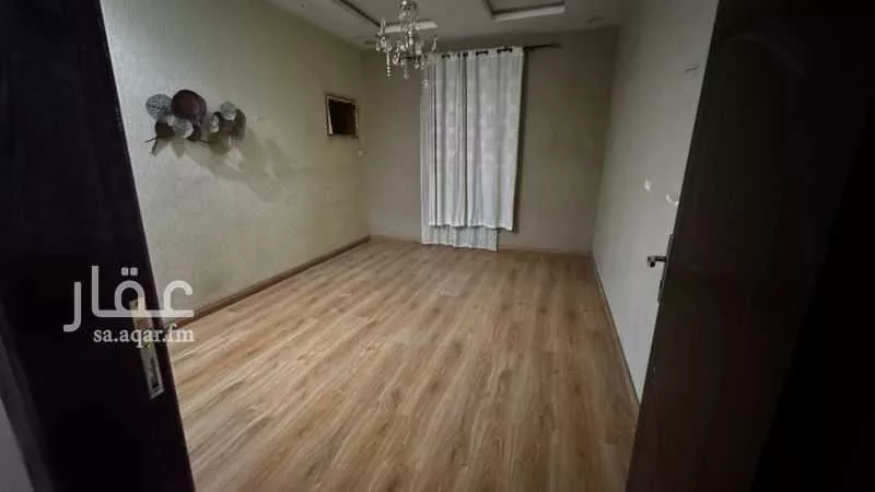 5 bedroom floor in Al Rimal 4