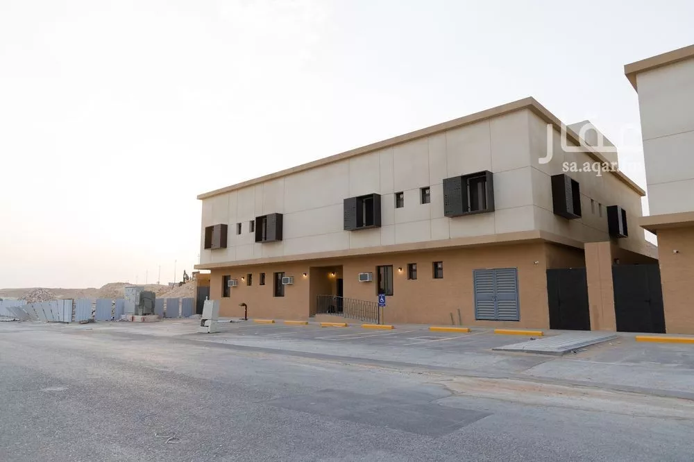 عمارة 963 م² في المصانع 3