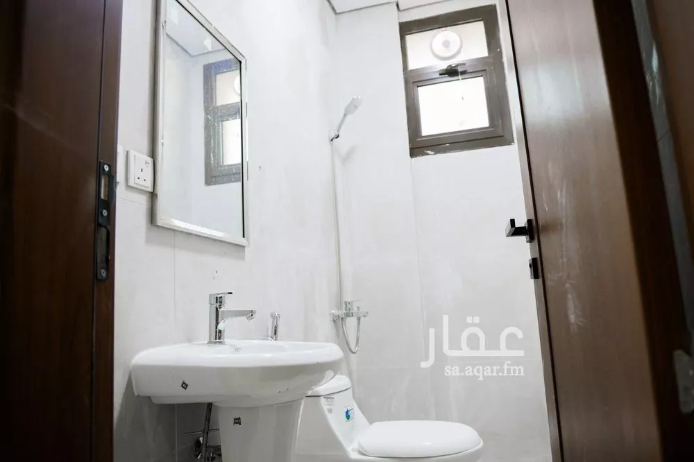 عقار 54 غرف في المصانع، الرياض 6