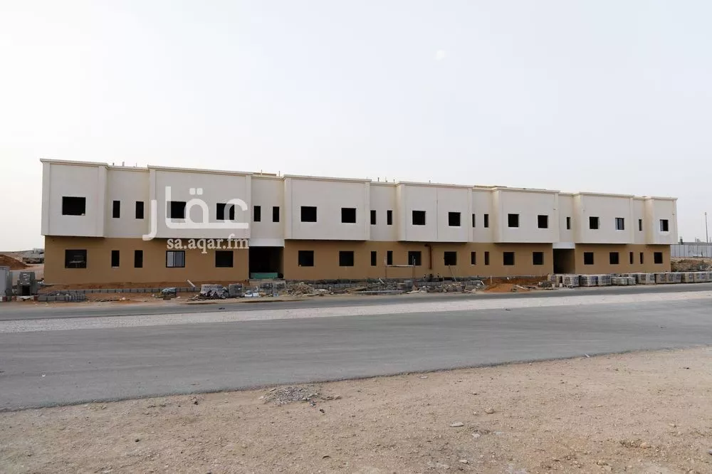 عمارة 963 م² في المصانع 3