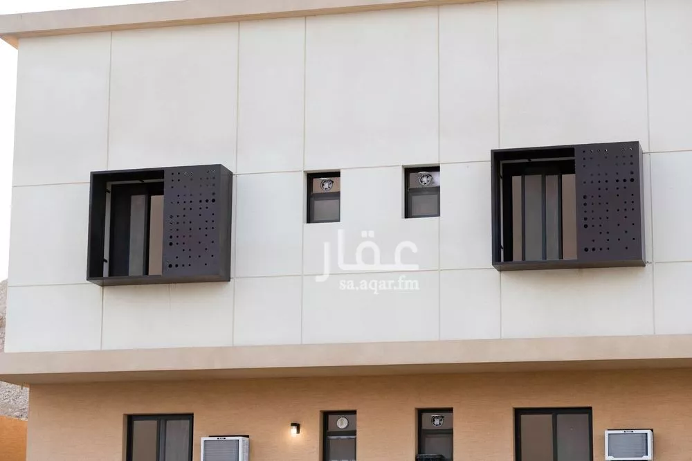 عمارة 963 م² في المصانع 5