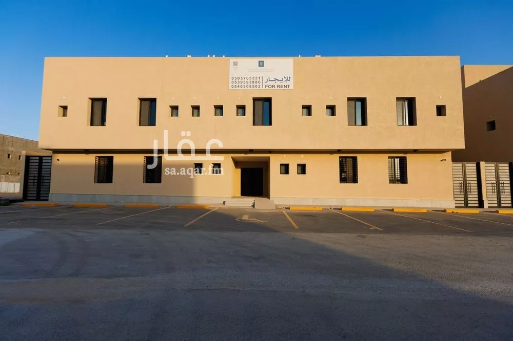 عمارة 1500 م² في المصانع 4