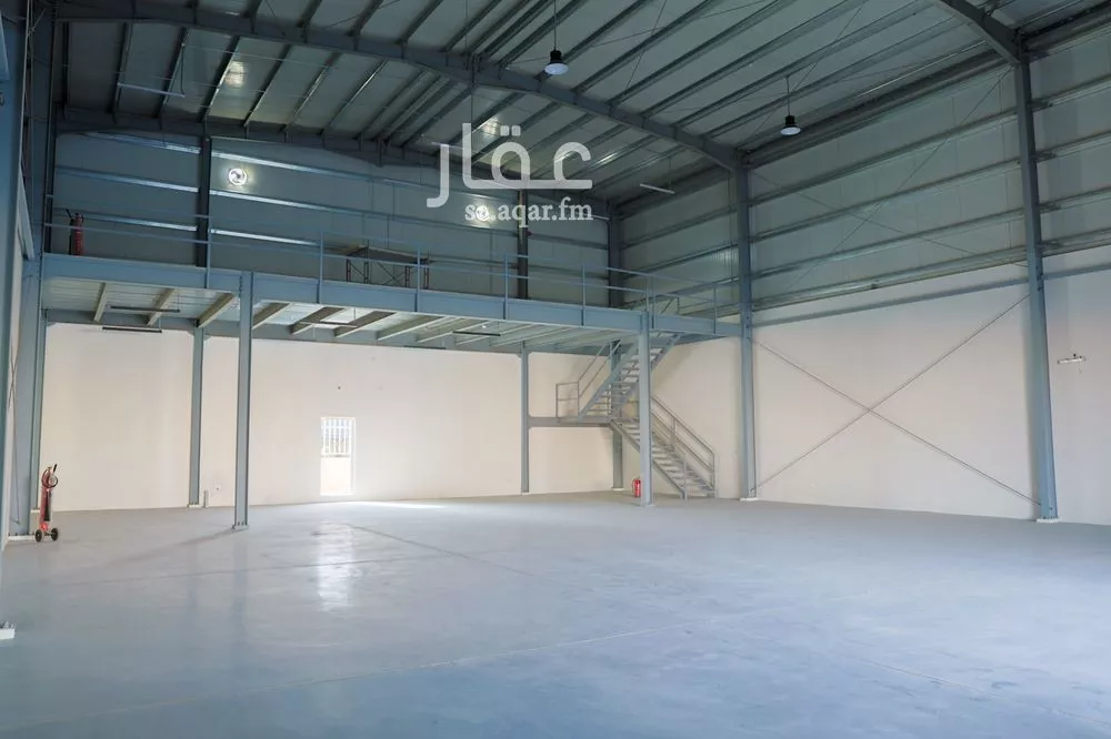 warehouse in Al Aziziyah, Riyadh 5
