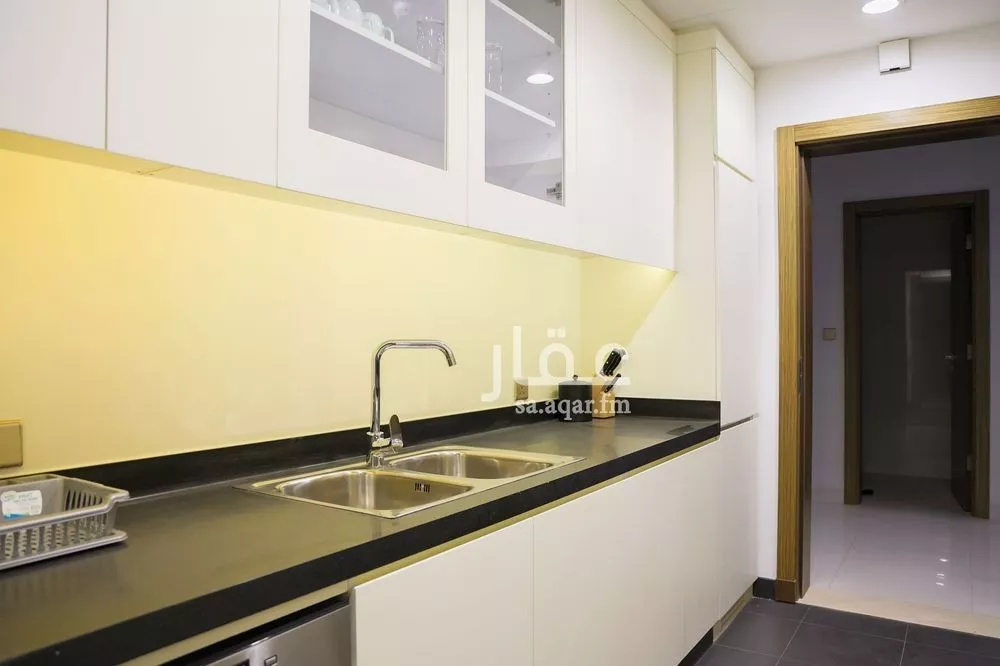 4 bedroom apartment in Al Olaya, Riyadh 19