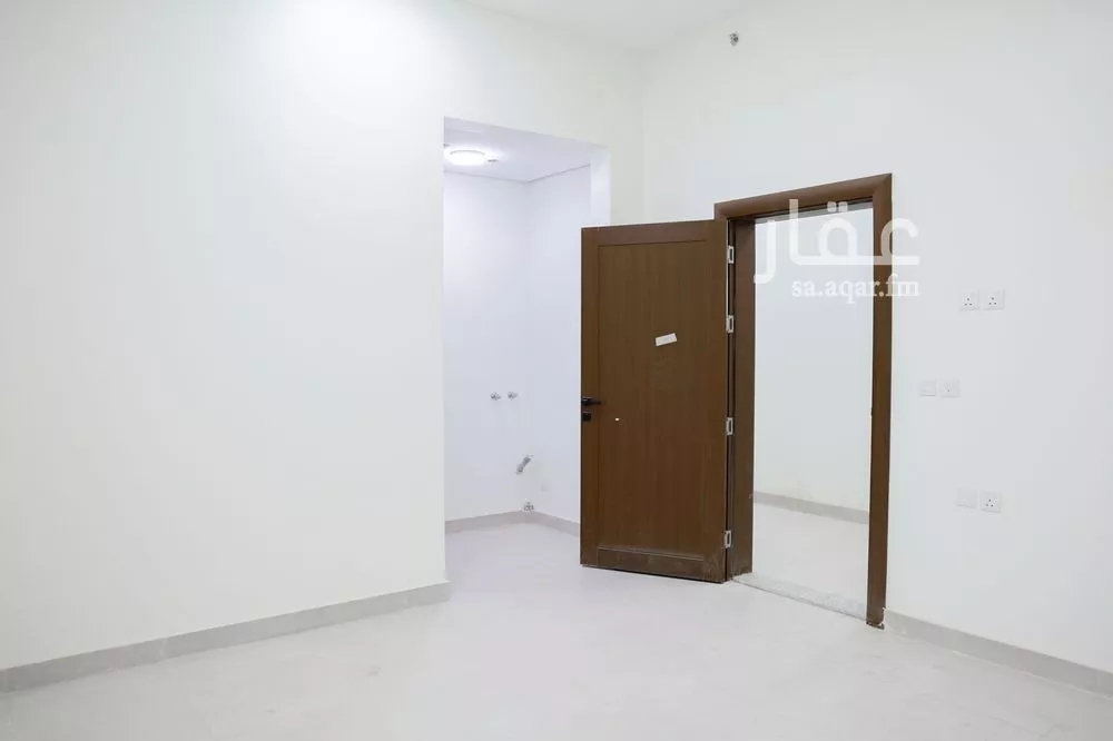 1292 sqm building in Al Masani 2