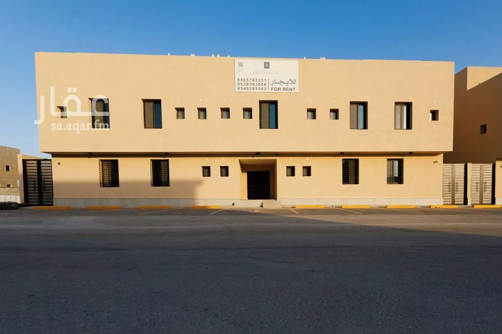 عمارة 1500 م² في المصانع 1