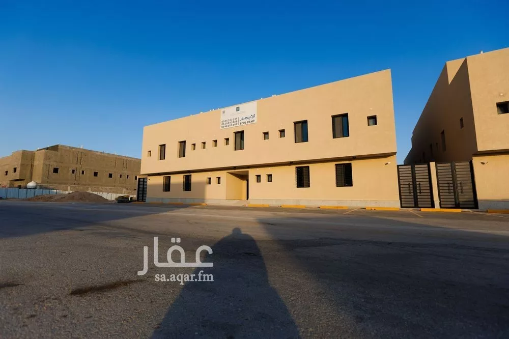 عمارة 1500 م² في المصانع 3