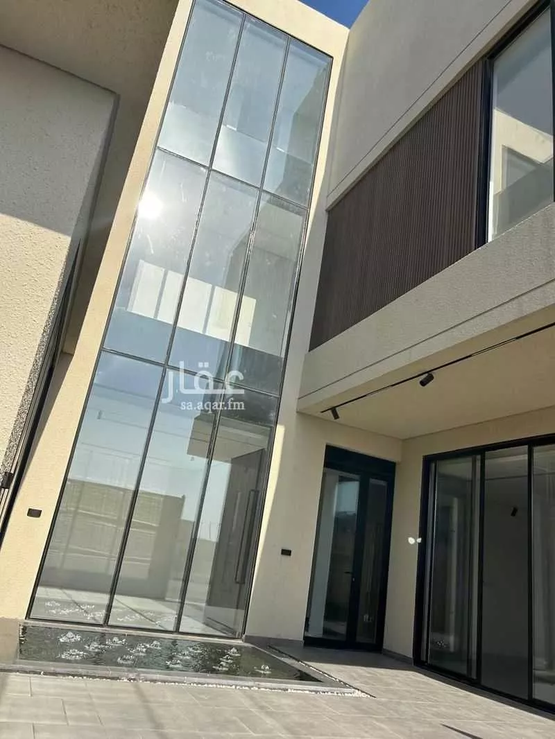 فيلا 5 غرف في السيف 1