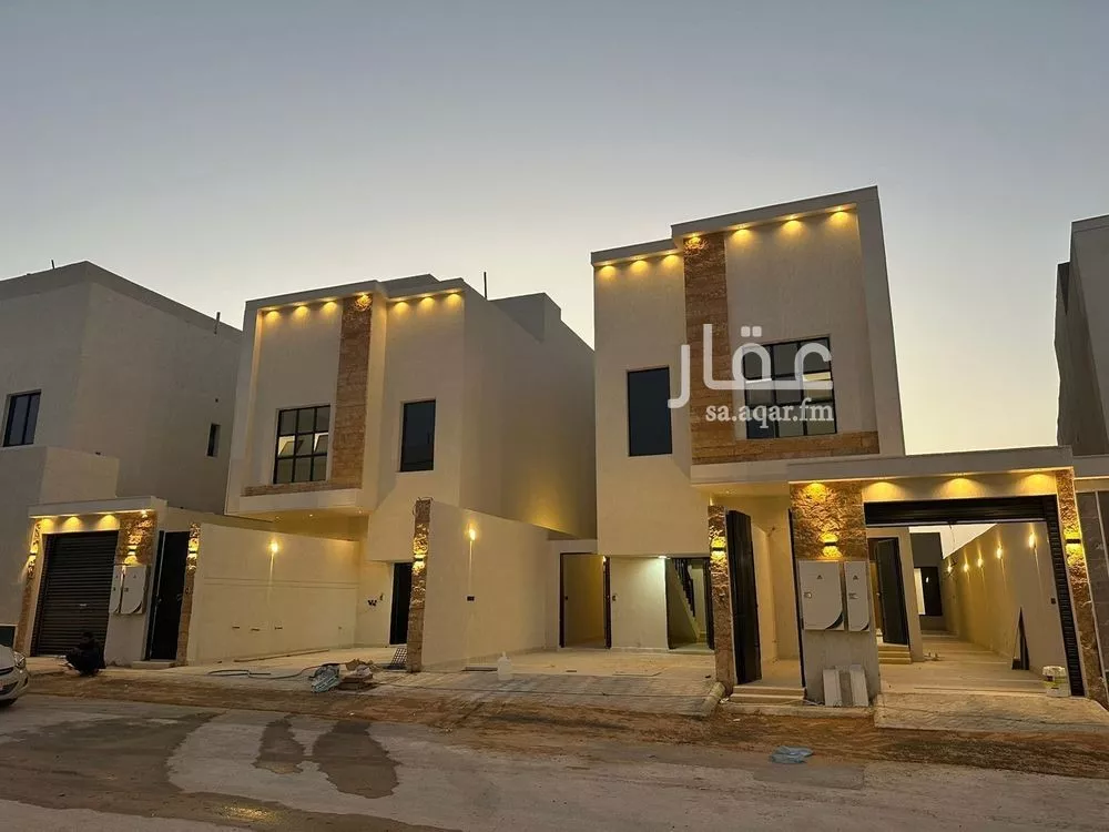 4 bedroom floor in Okaz