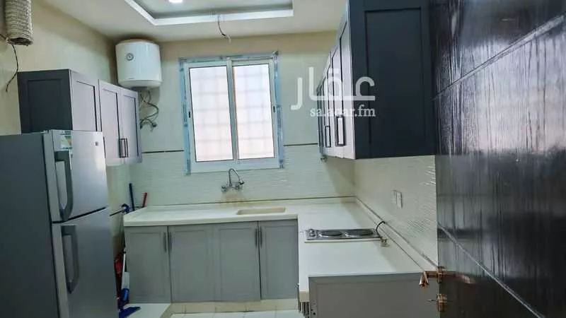 شقة 4 غرف في المهدية 5