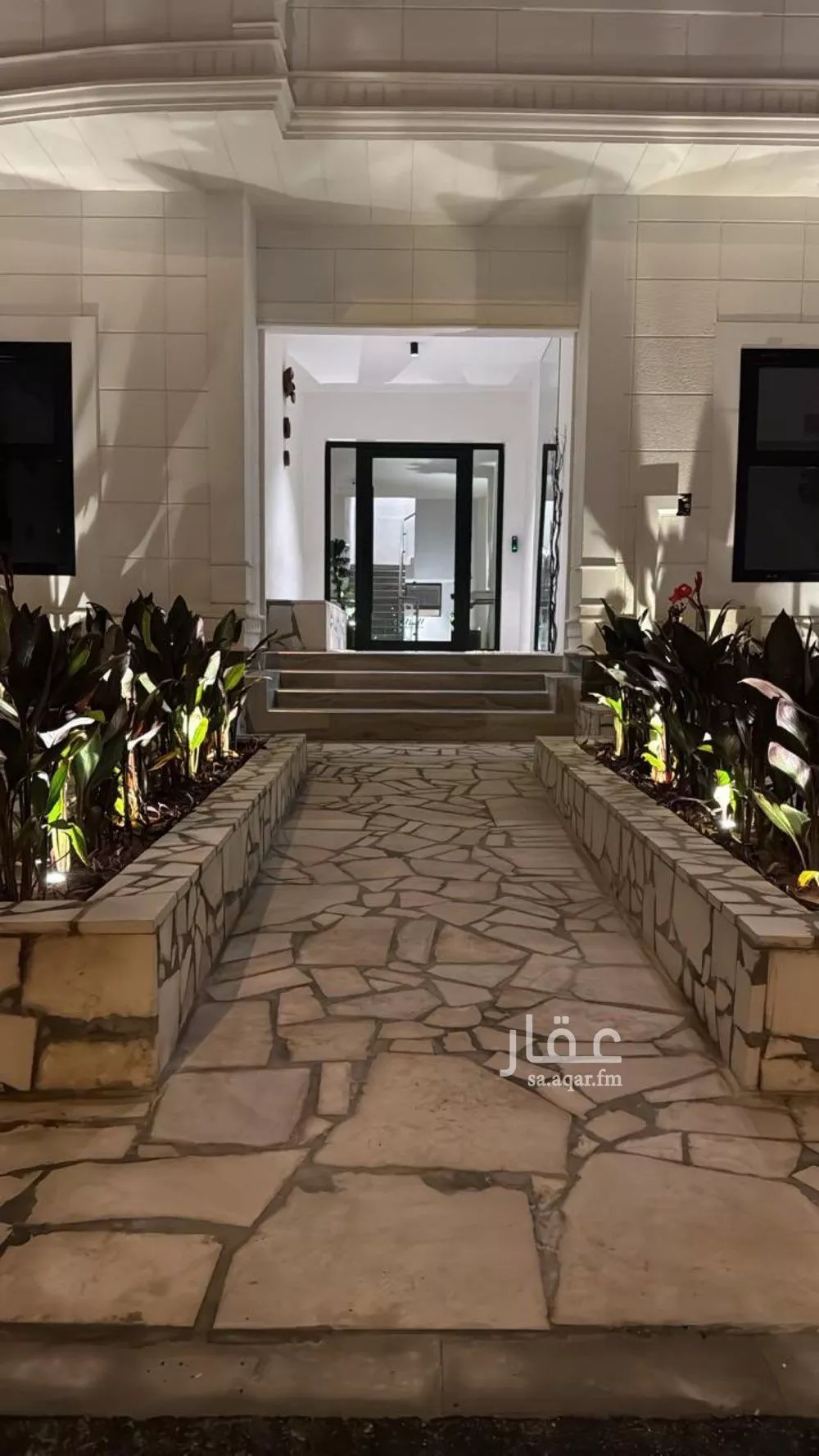 شقة 1 غرف في الملقا 2