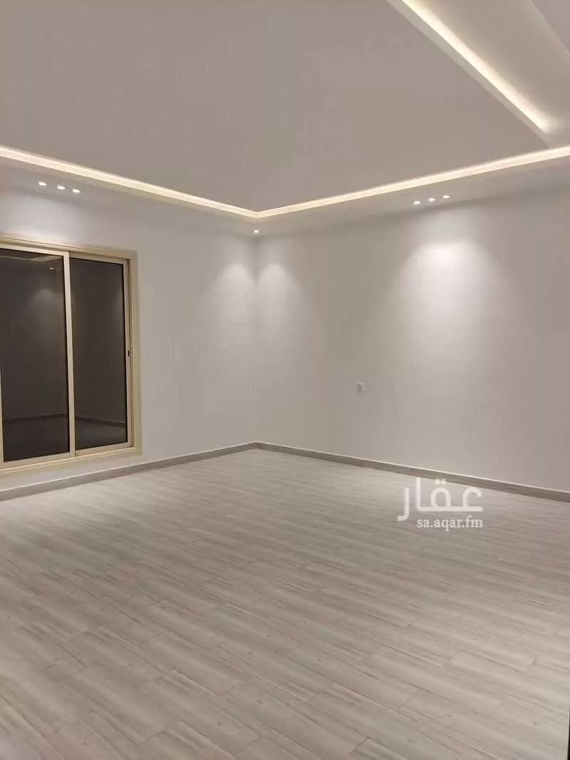 8 bedroom villa in Al Mahdiyyah 4