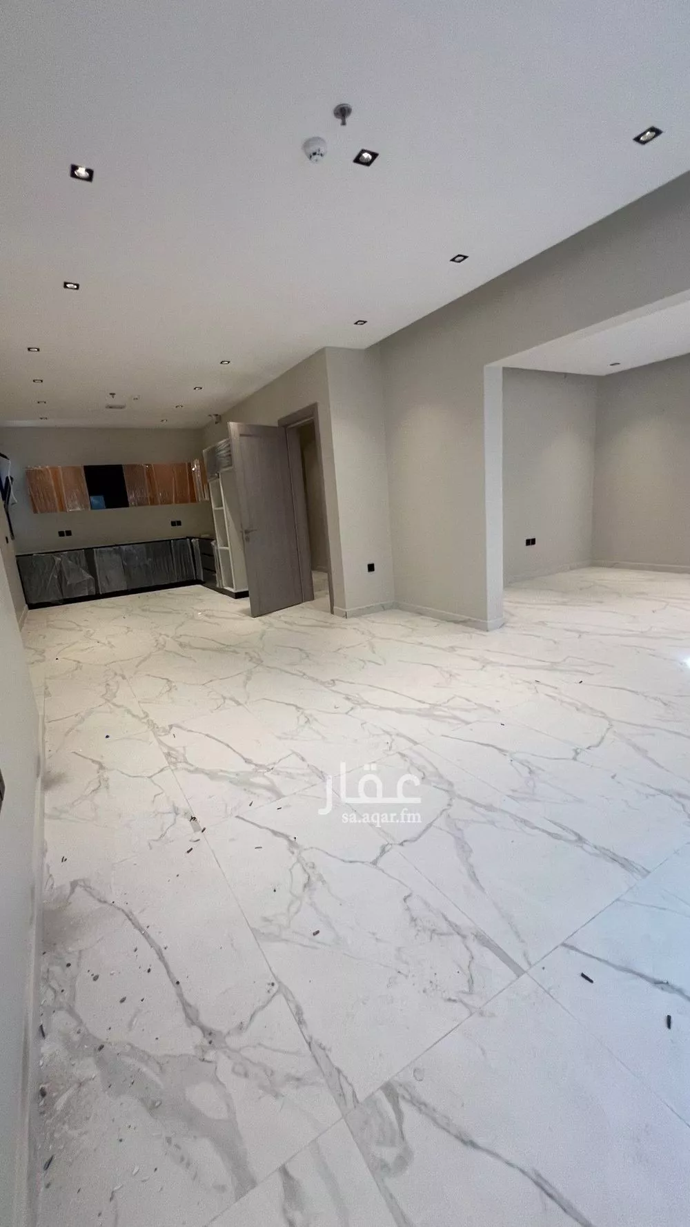 شقة 5 غرف في الحمرا 4