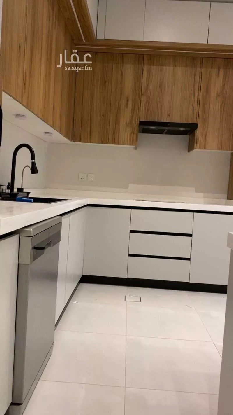 شقة 3 غرف في الصدفة 1