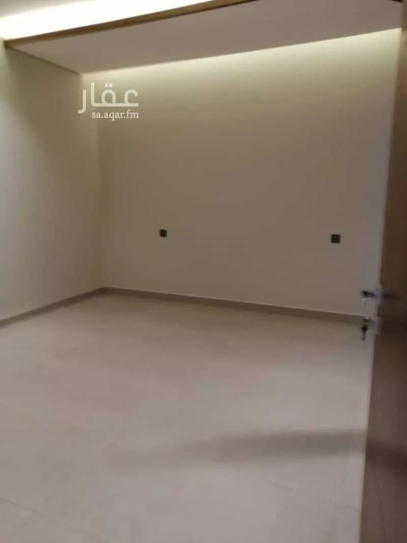 شقة 5 غرف في الراشدية 4