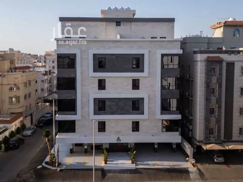 شقة 4 غرف في الروضة 1