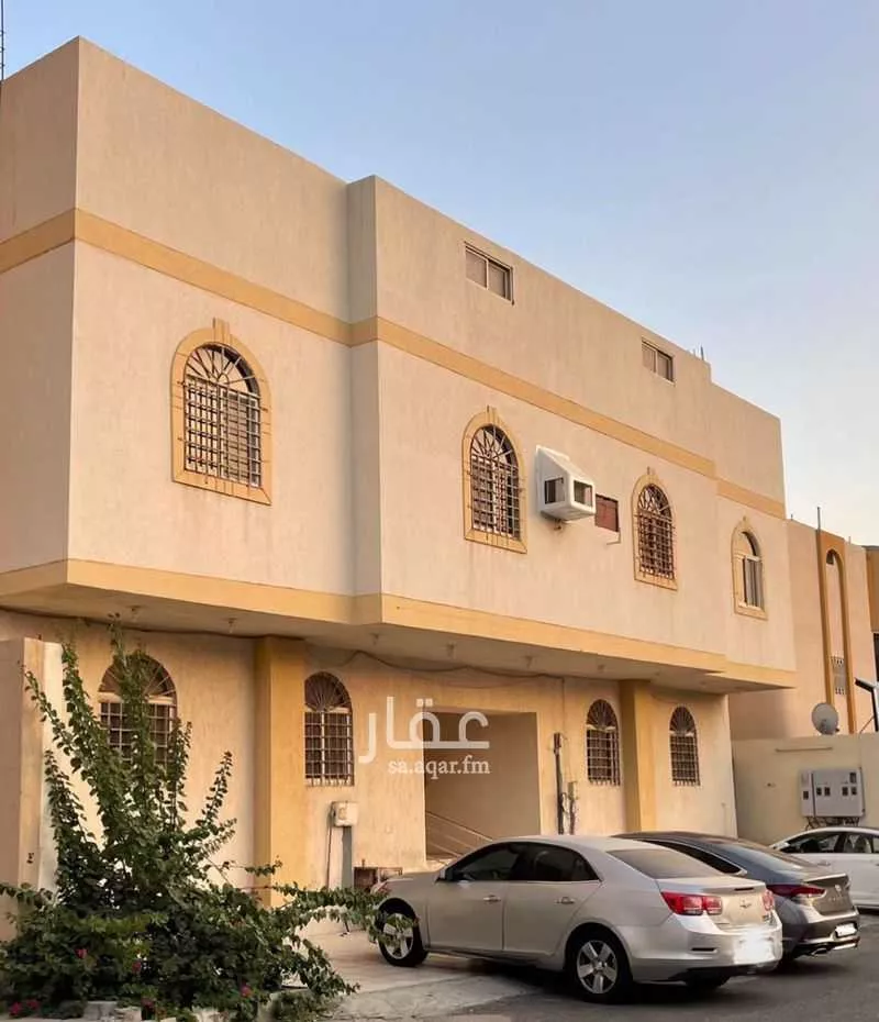 عمارة 400 م² في الراشدية