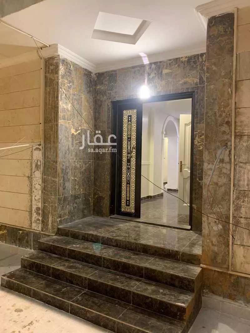 شقة 4 غرف في طيبة 3