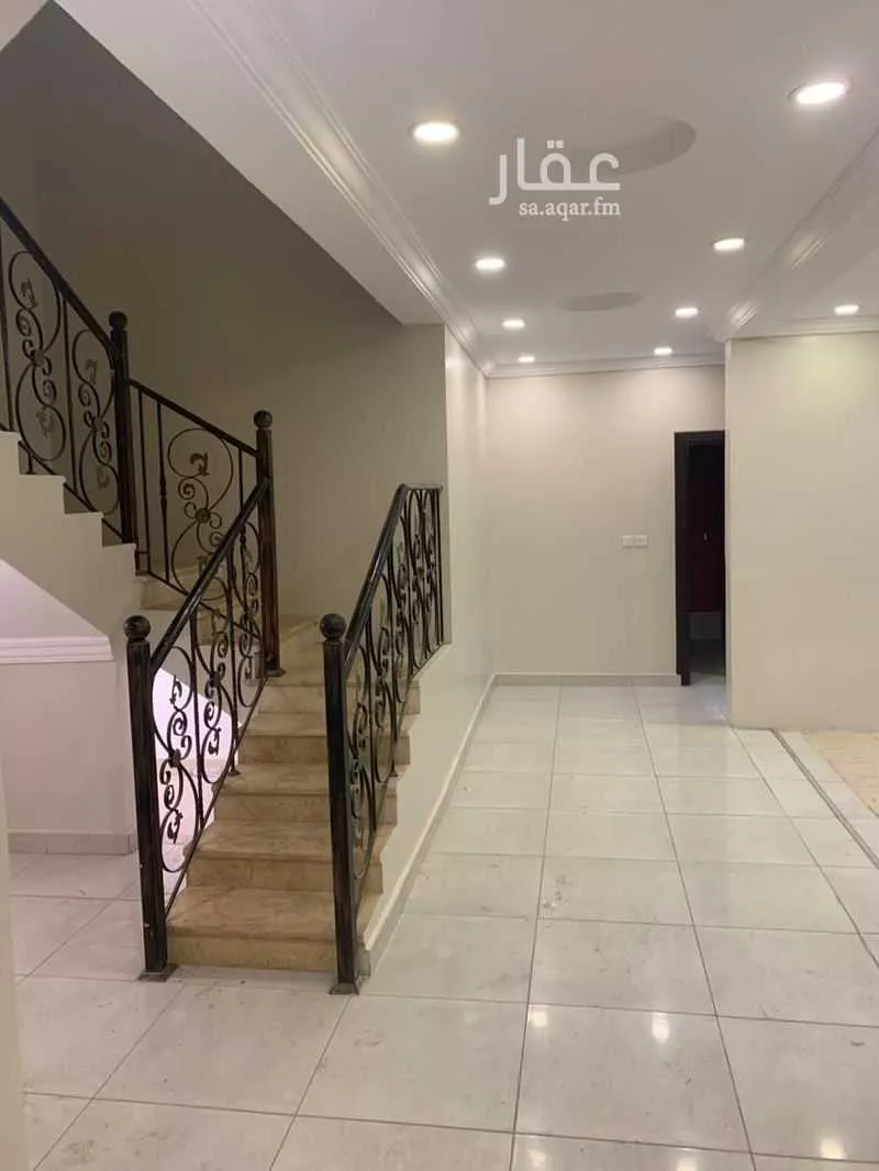 شقة 4 غرف في طيبة 4