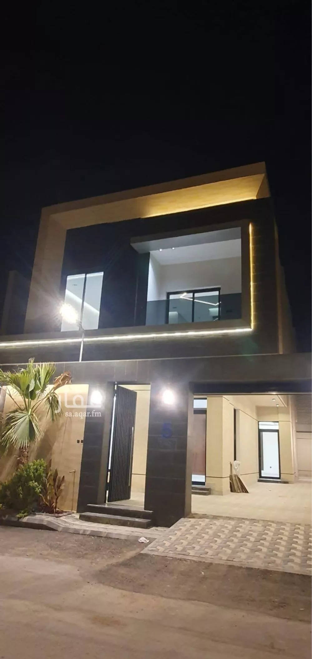 فيلا 6 غرف في العارض 1