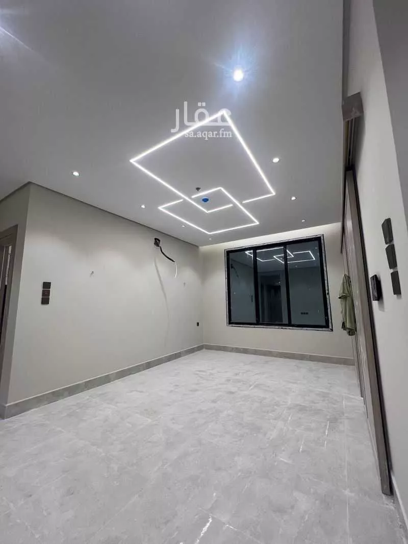 5 bedroom apartment in Al Hamra 4