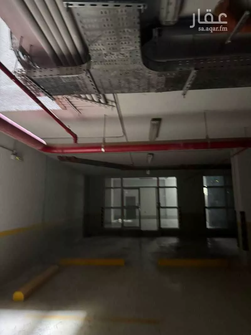 عمارة 300 م² في الصناعية 3