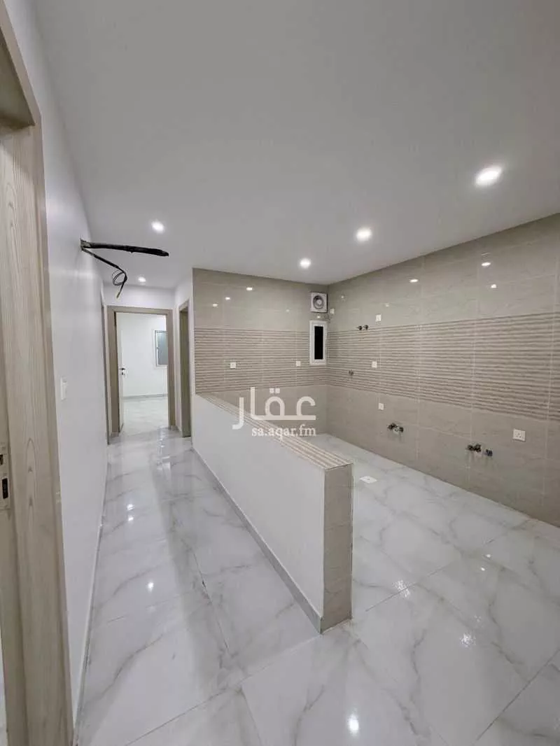 شقة 4 غرف في بطحاء قريش 3