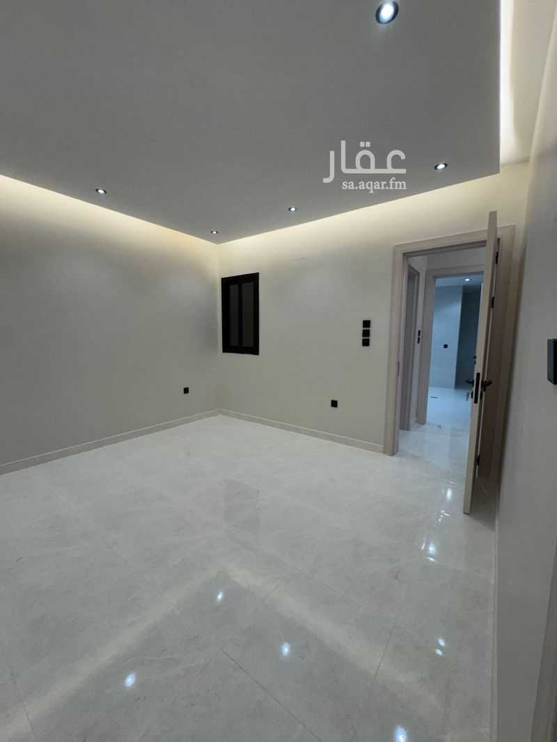 4 bedroom apartment in Ishbiliyah, Eastern Province 5