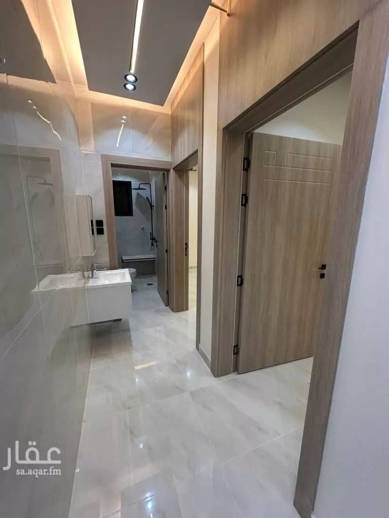 5 bedroom apartment in Al Difa, Madinah 12