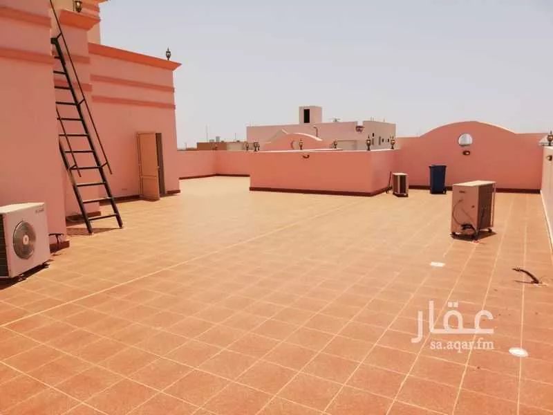 فيلا 14 غرف في طيبة 3