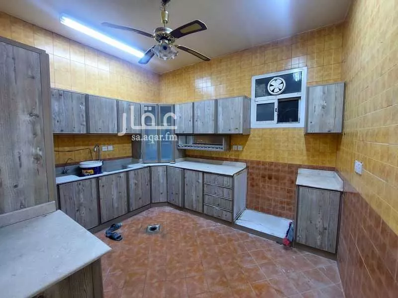 4 bedroom apartment in Al Fayha, Riyadh 13