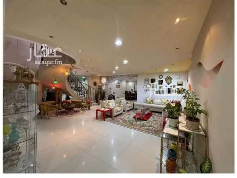 7 bedroom villa in Al Khaleej 1