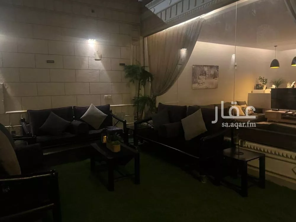 فيلا 5 غرف في الروضة 4