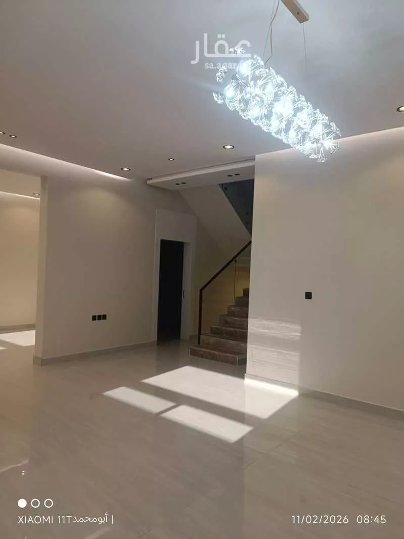 4 bedroom villa in Al Janadriyah, Riyadh 8