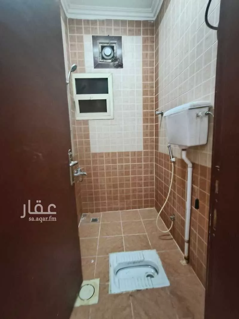 2 bedroom building in Al Yarmouk, Riyadh 5