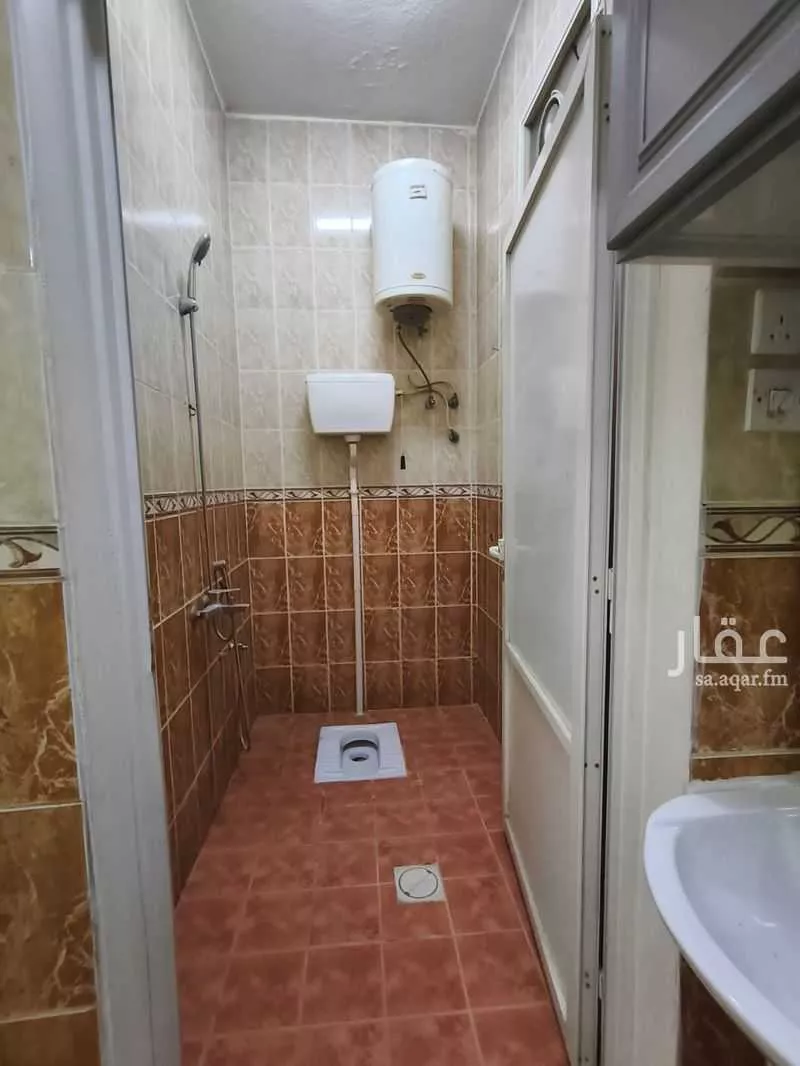 3 bedroom building in Al Yarmouk, Riyadh 9