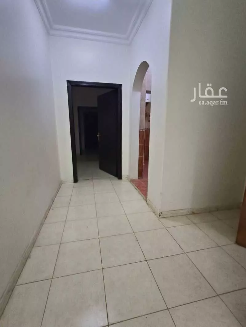 3 bedroom building in Al Yarmouk, Riyadh 6