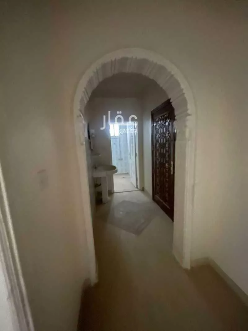 عمارة 400 م² في العزيزية 4