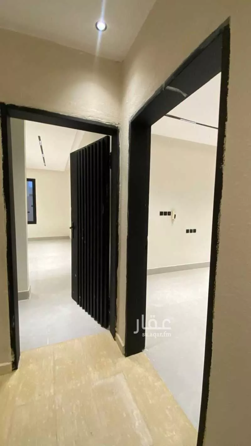 شقة 3 غرف في الرمال 4